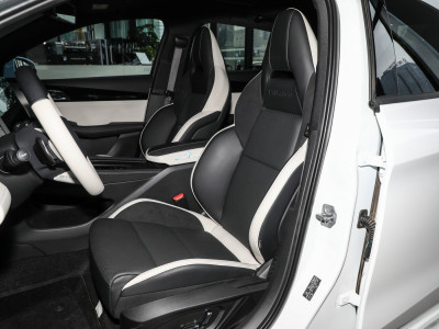 Lynk&Co 03  Фото №9